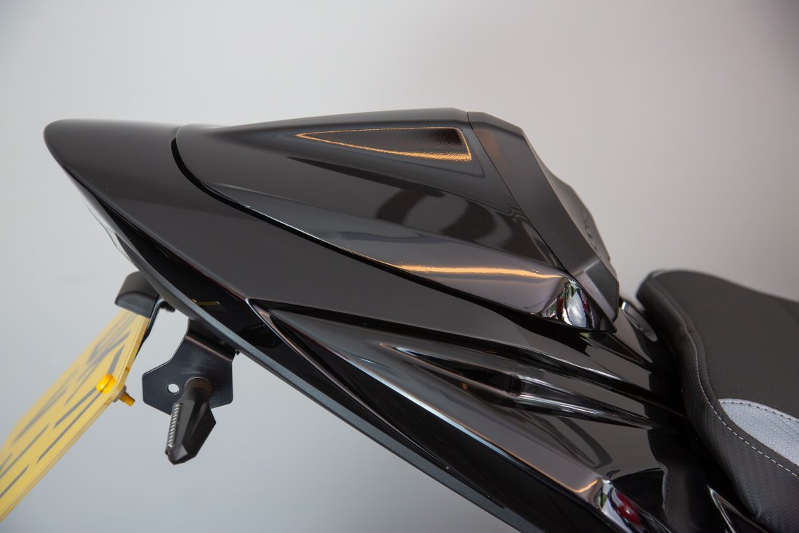 Suzuki GSXS