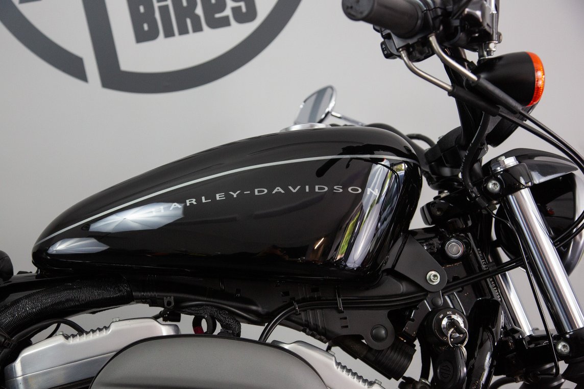 Harley-Davidson XL1200N Nightster