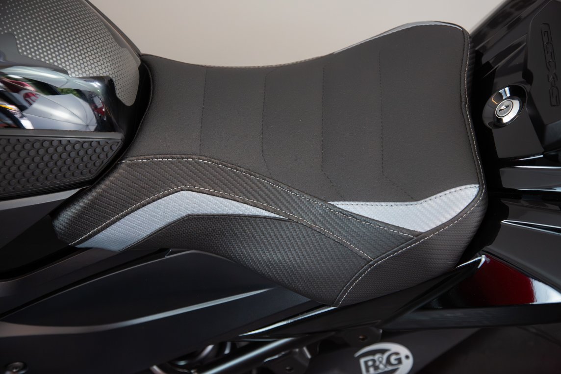 Suzuki GSXS