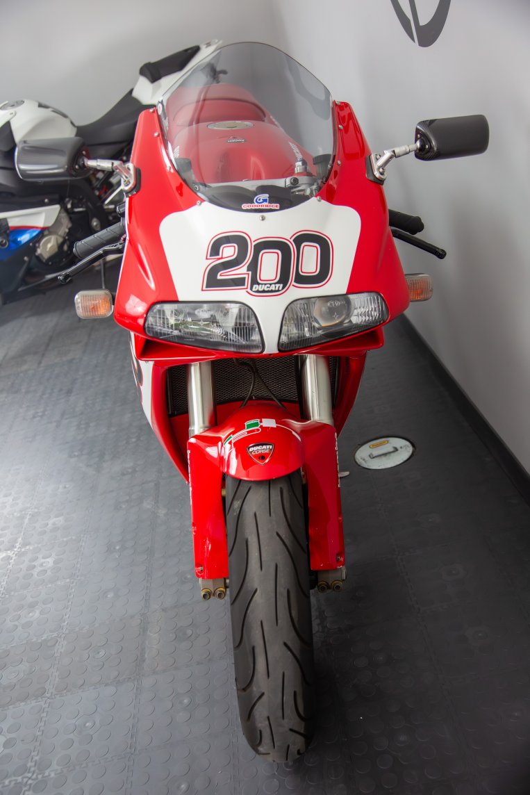 Ducati 748
