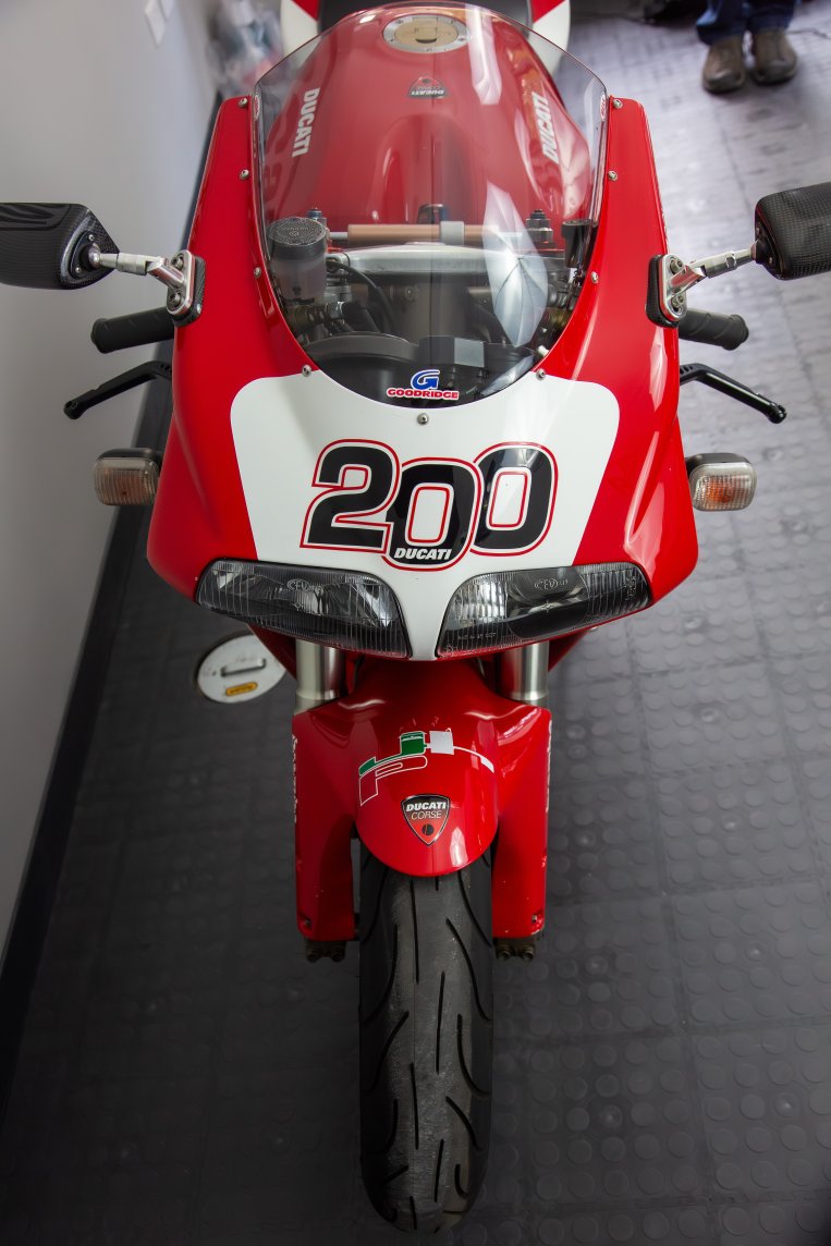 Ducati 748