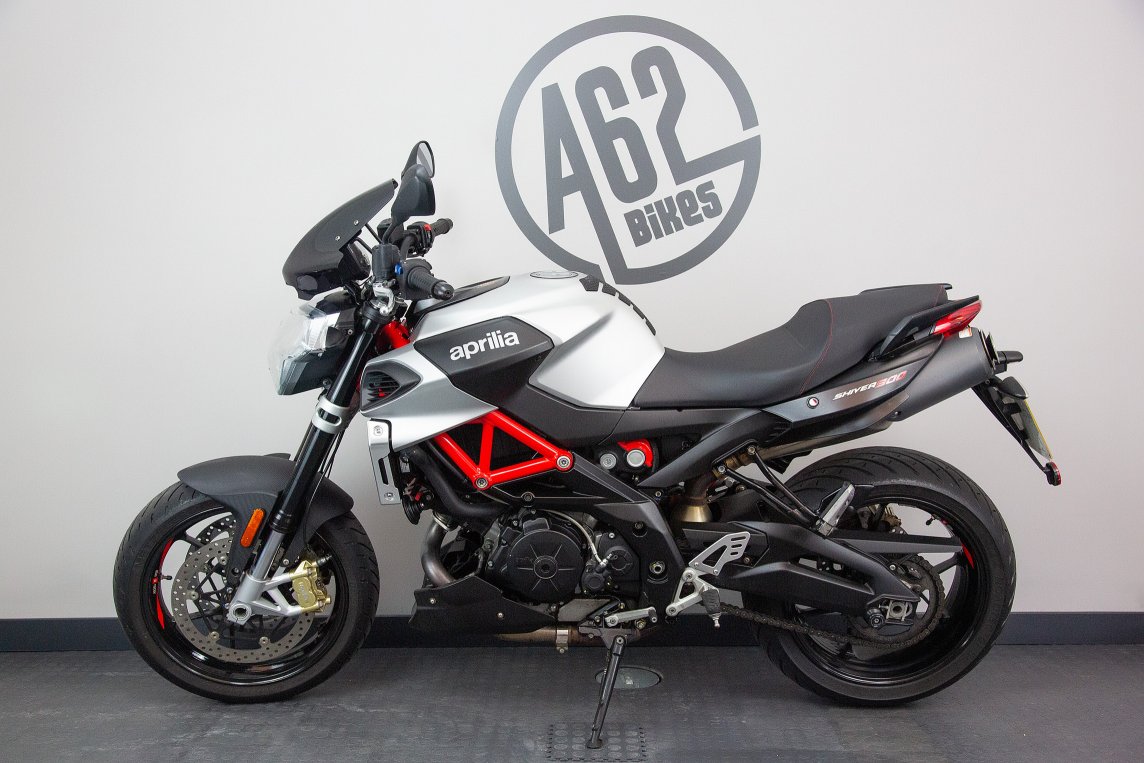 Aprilia Shiver 900