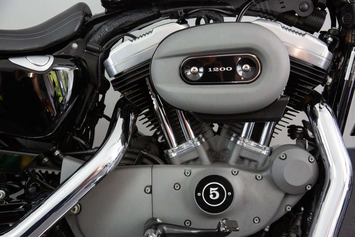 Harley-Davidson XL1200N Nightster